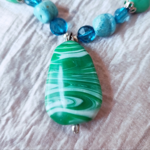 Art Sea Glass Stone Silver Tone Stephan & Co Green Turquoise Color Necklace NWT - Picture 5 of 15